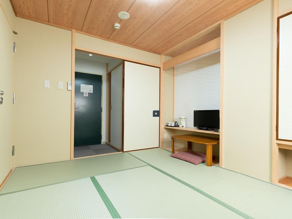 טוקיו Sakura Ryokan Asakusa Iriya מראה חיצוני תמונה